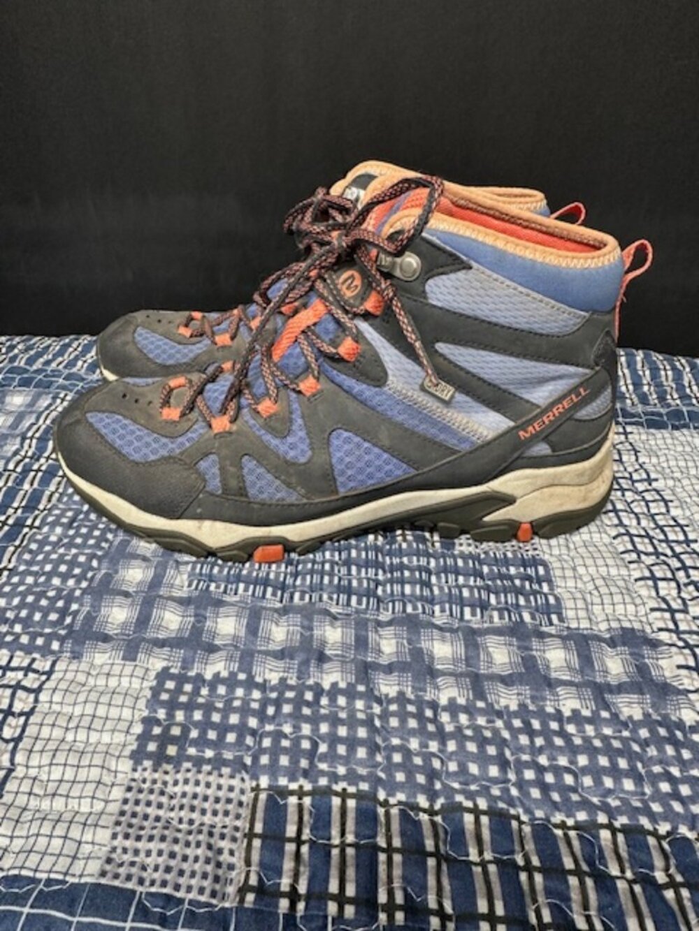 Merrell Hikers Woman's Size 10 - Picture 10 of 12